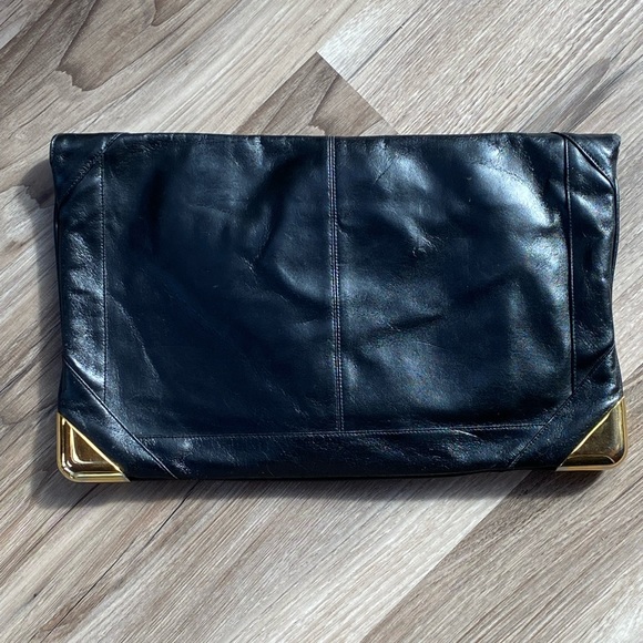 Vintage Lou Taylor clutch - Picture 5 of 9